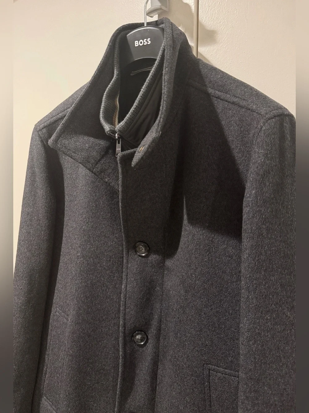 Hugo Boss Coxtan Wool-Cashmere Blend Coat in Medium Grey, 38R
